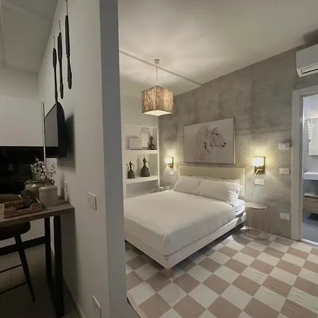 V15 Apartment-2